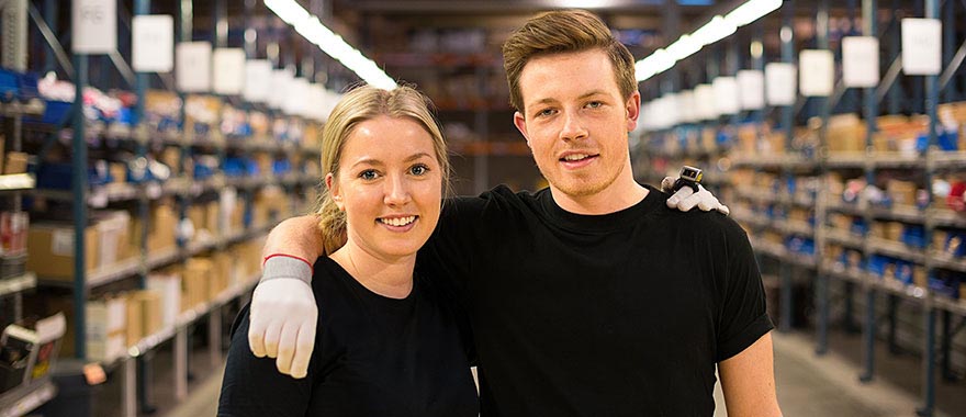 880x380_Warehouse_Staff_wave.jpg